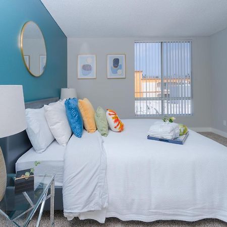 Universal Studios 8 Min Drive Two Bedroom Apartment With Free Parking Los Angeles Ngoại thất bức ảnh